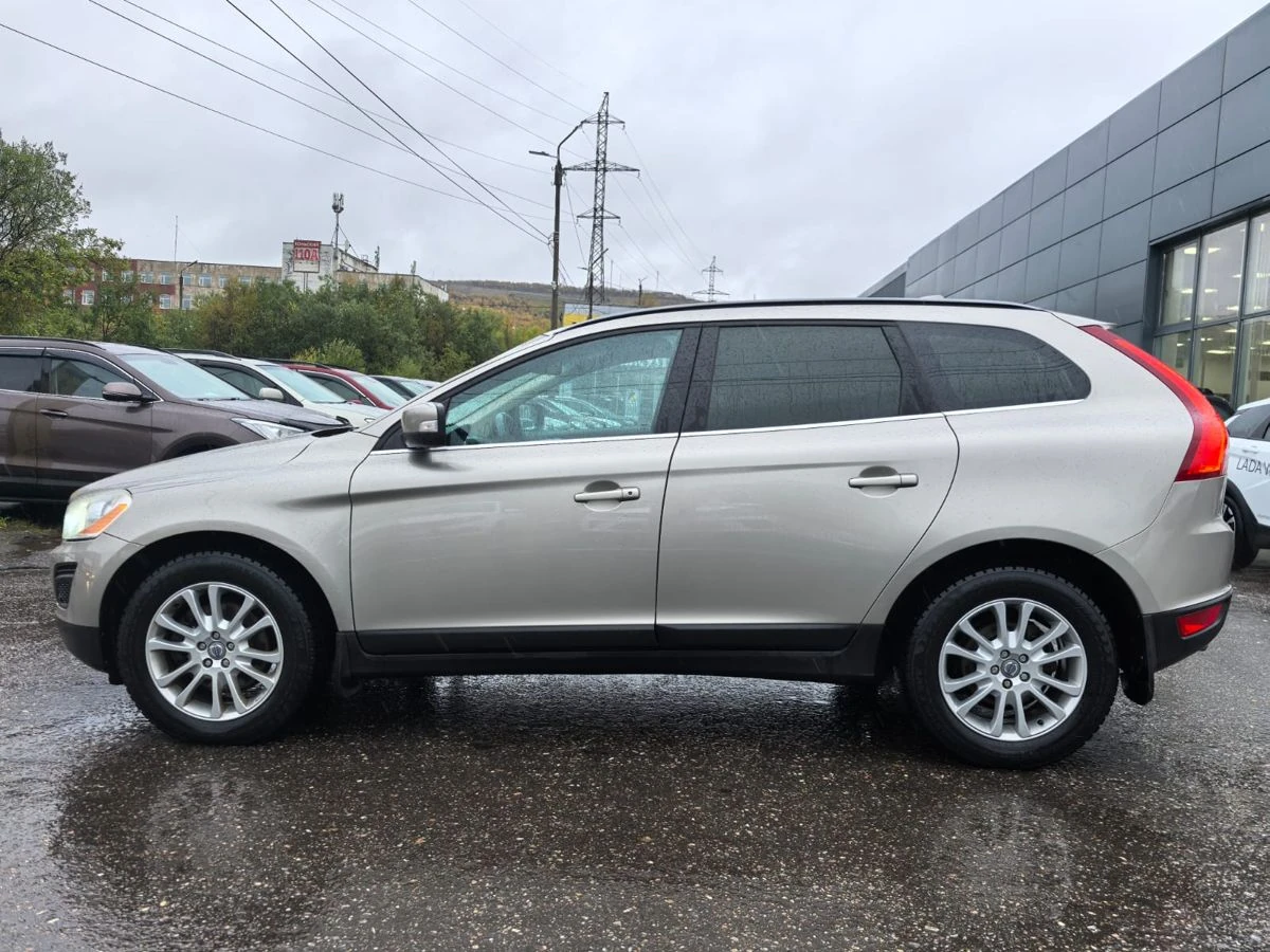 Volvo XC60, 2012г, полный привод, автомат
