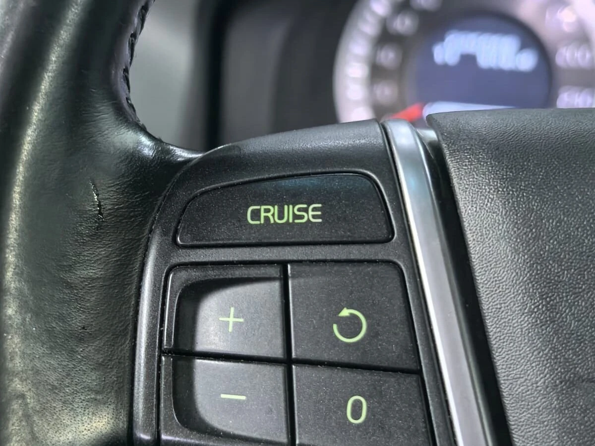 Volvo XC60, 2012г, полный привод, автомат