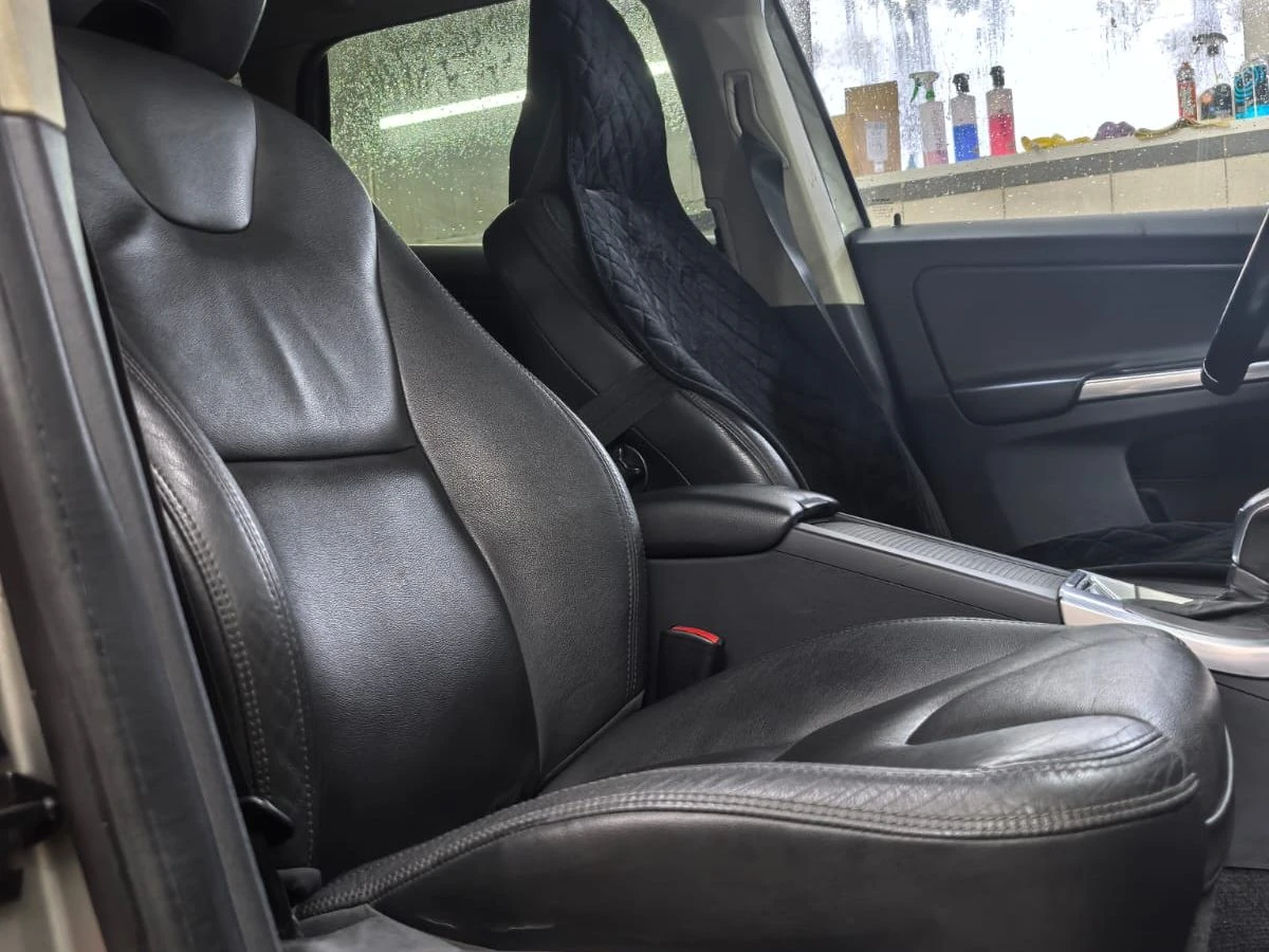 Volvo XC60, 2012г, полный привод, автомат