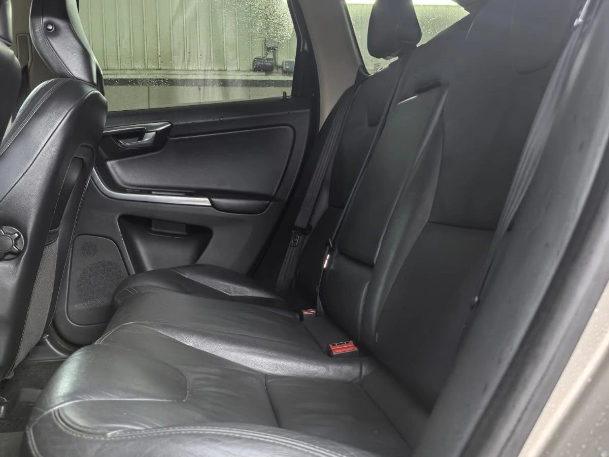 Volvo XC60, 2012г, полный привод, автомат