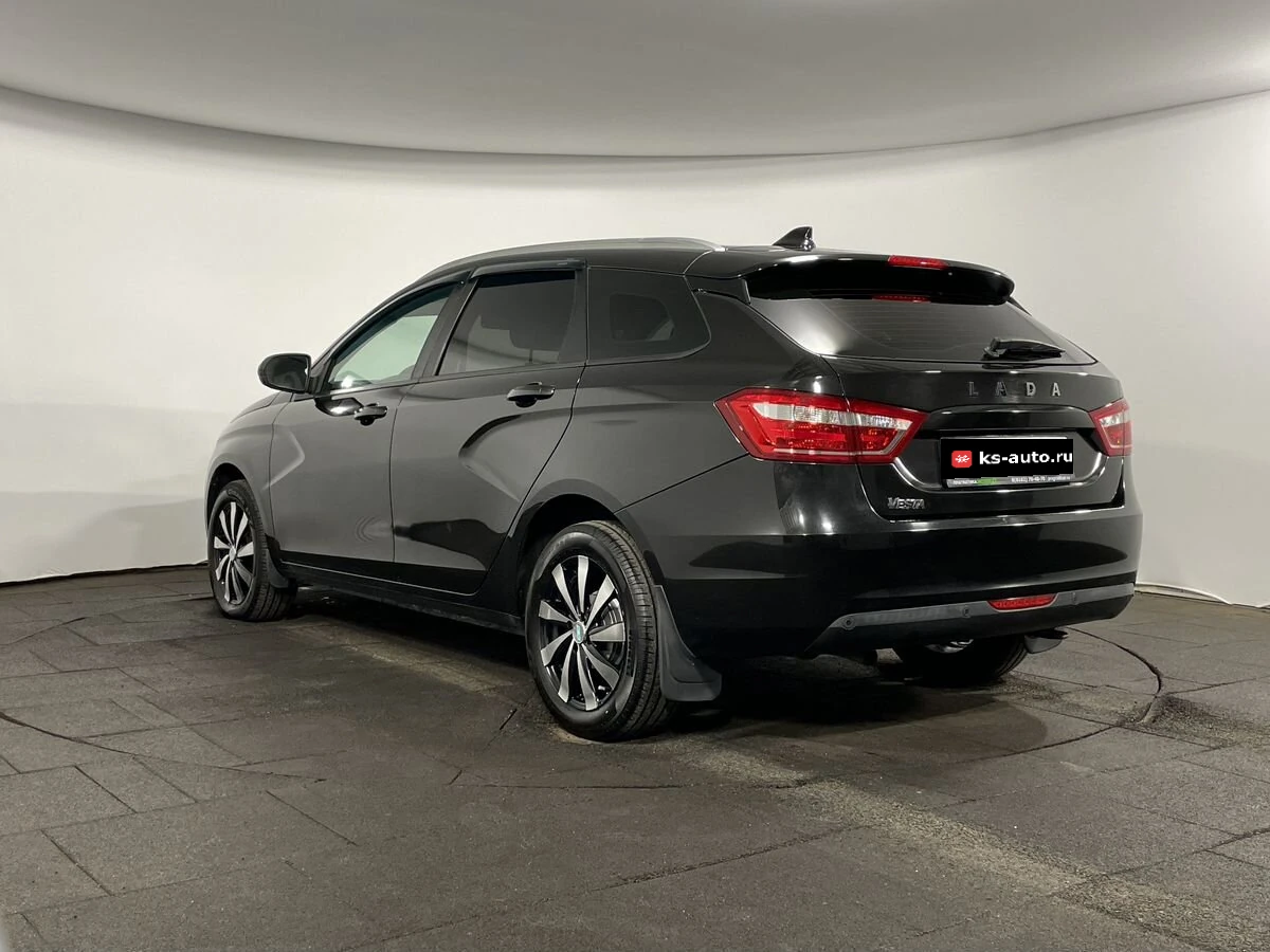 Lada (ВАЗ) Vesta, 2019г, передний привод, механика