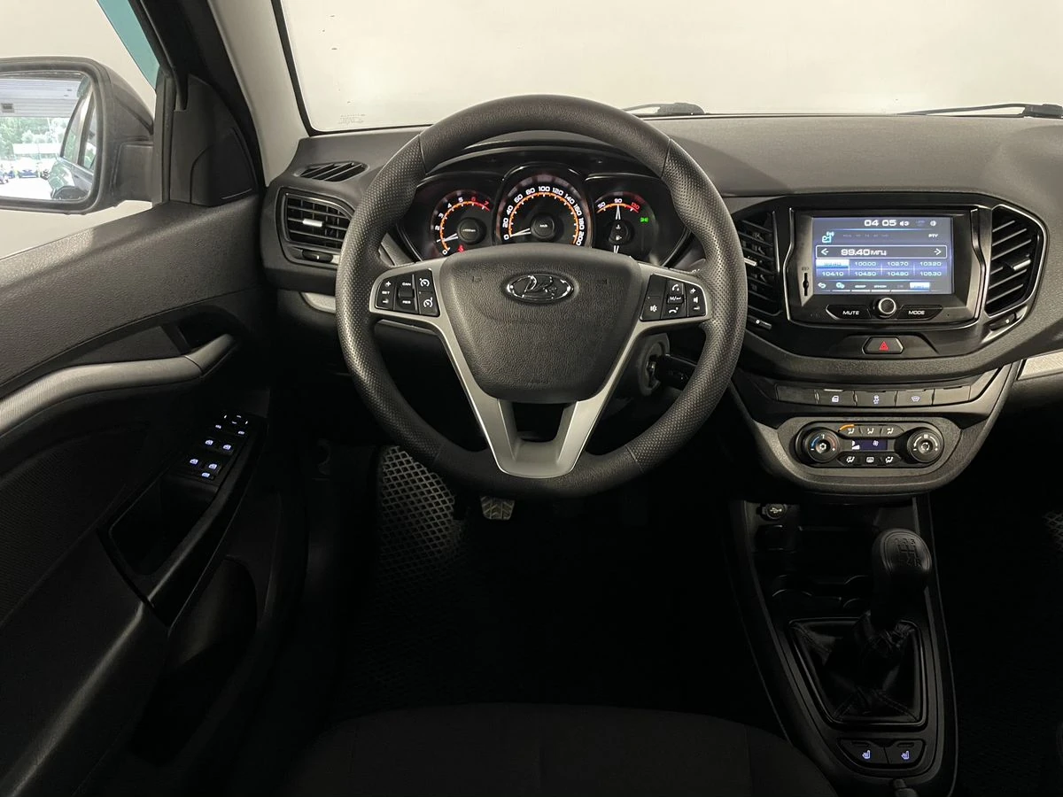 Lada (ВАЗ) Vesta, 2019г, передний привод, механика