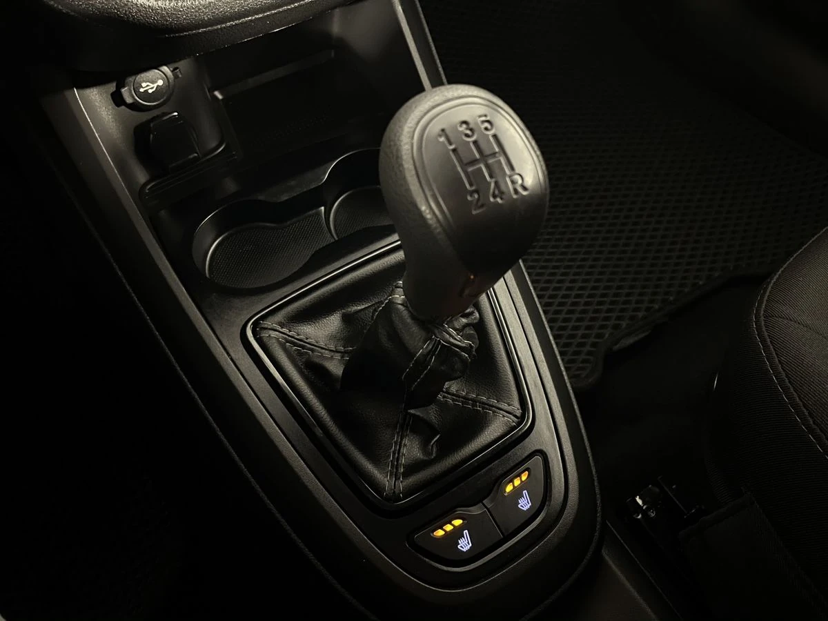 Lada (ВАЗ) Vesta, 2019г, передний привод, механика