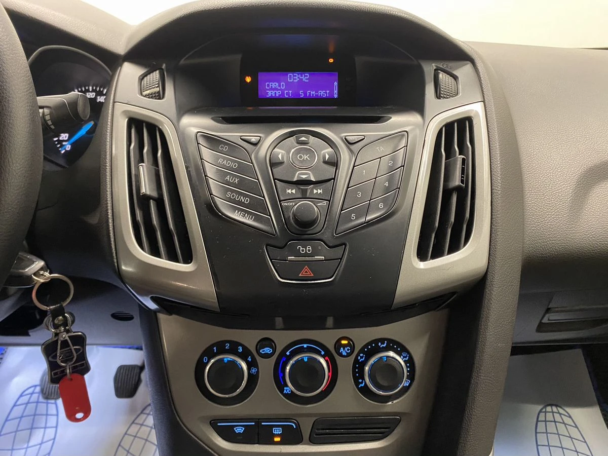 Ford Focus, 2012г, передний привод, механика