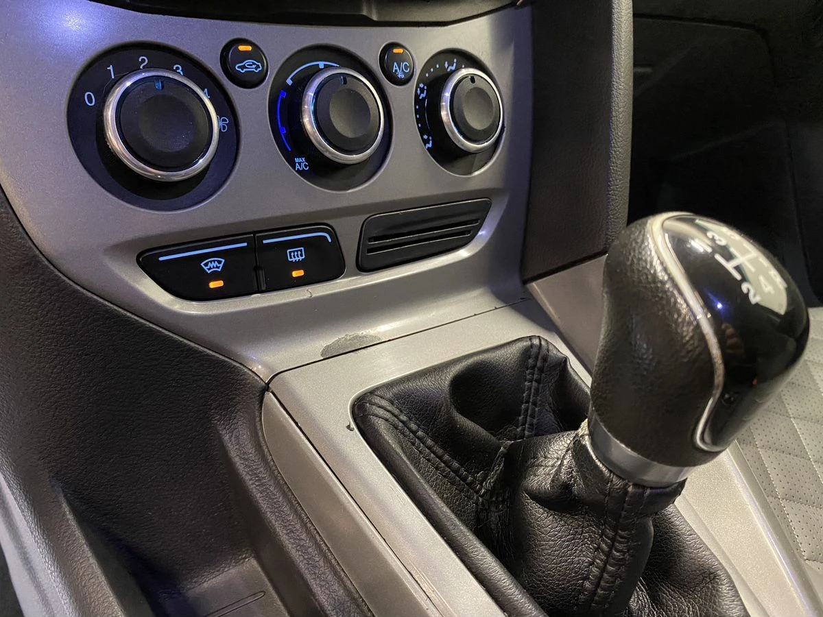 Ford Focus, 2012г, передний привод, механика