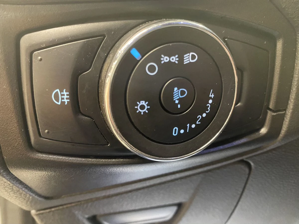 Ford Focus, 2012г, передний привод, механика