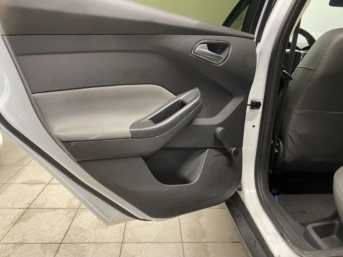 Ford Focus, 2012г, передний привод, механика