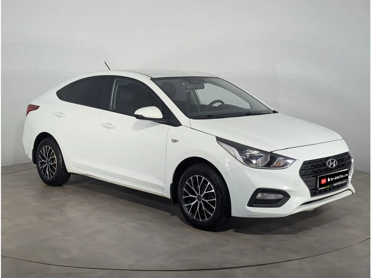 Hyundai Solaris, 2017г, передний привод, автомат