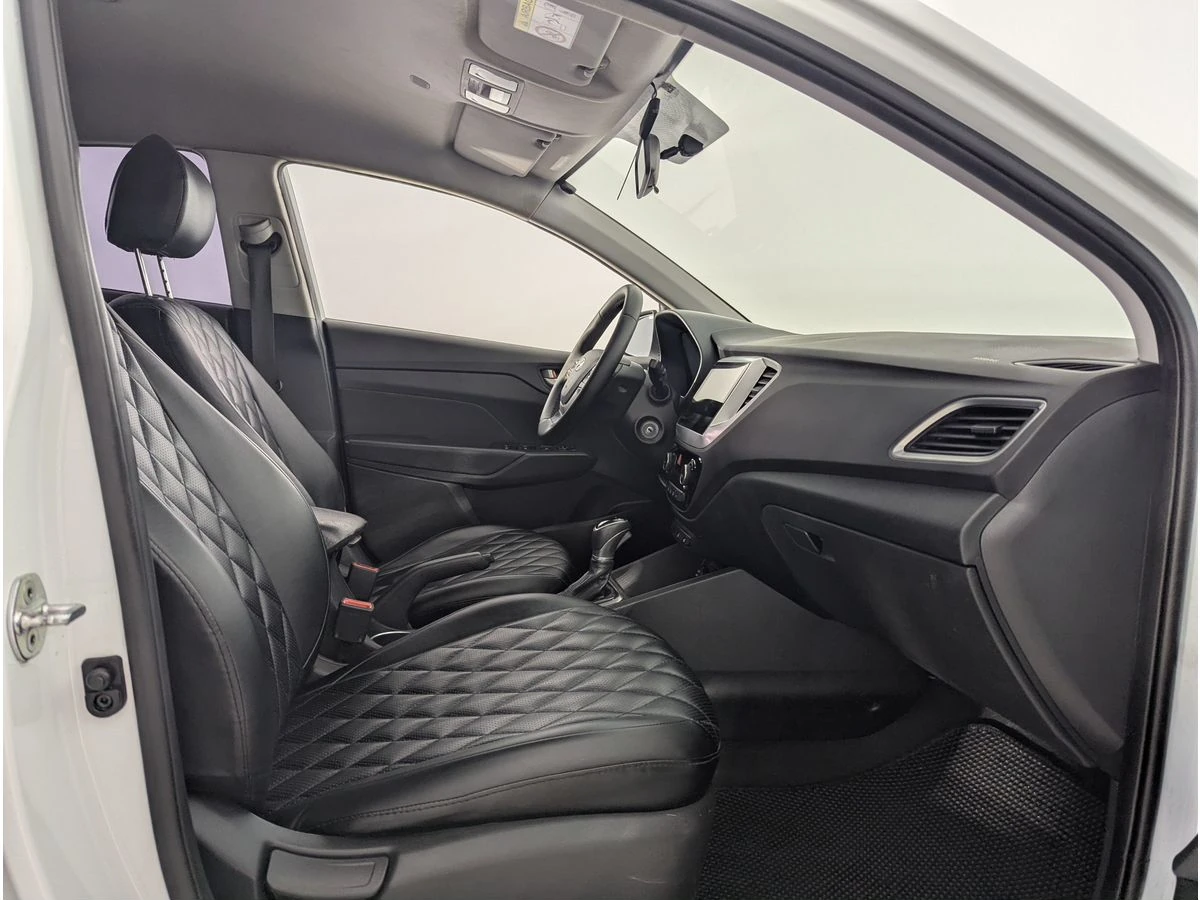 Hyundai Solaris, 2017г, передний привод, автомат