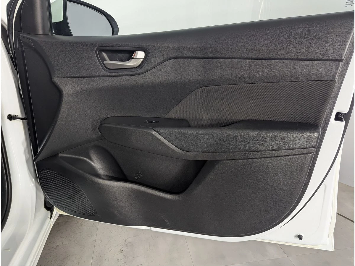 Hyundai Solaris, 2017г, передний привод, автомат