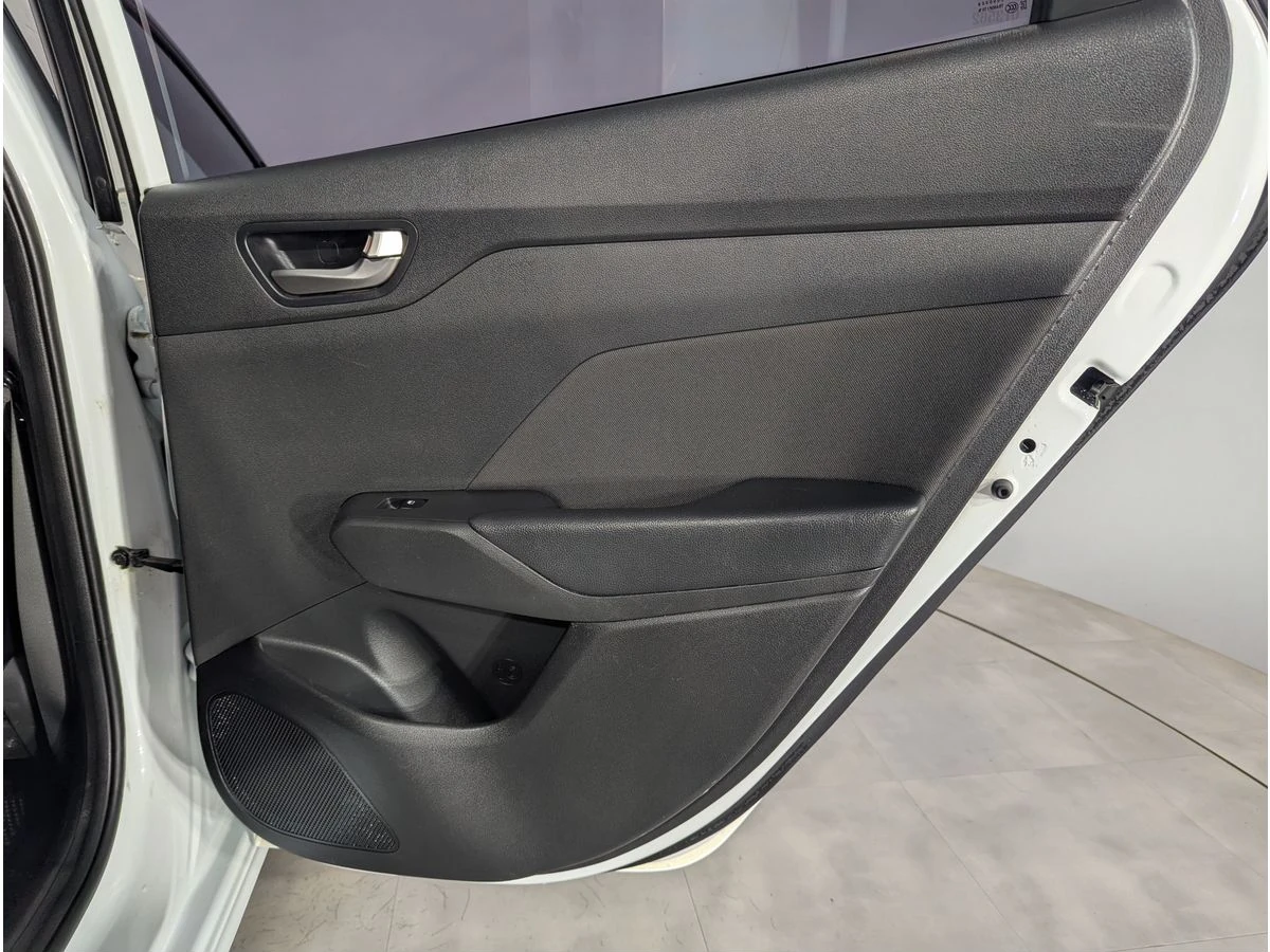 Hyundai Solaris, 2017г, передний привод, автомат