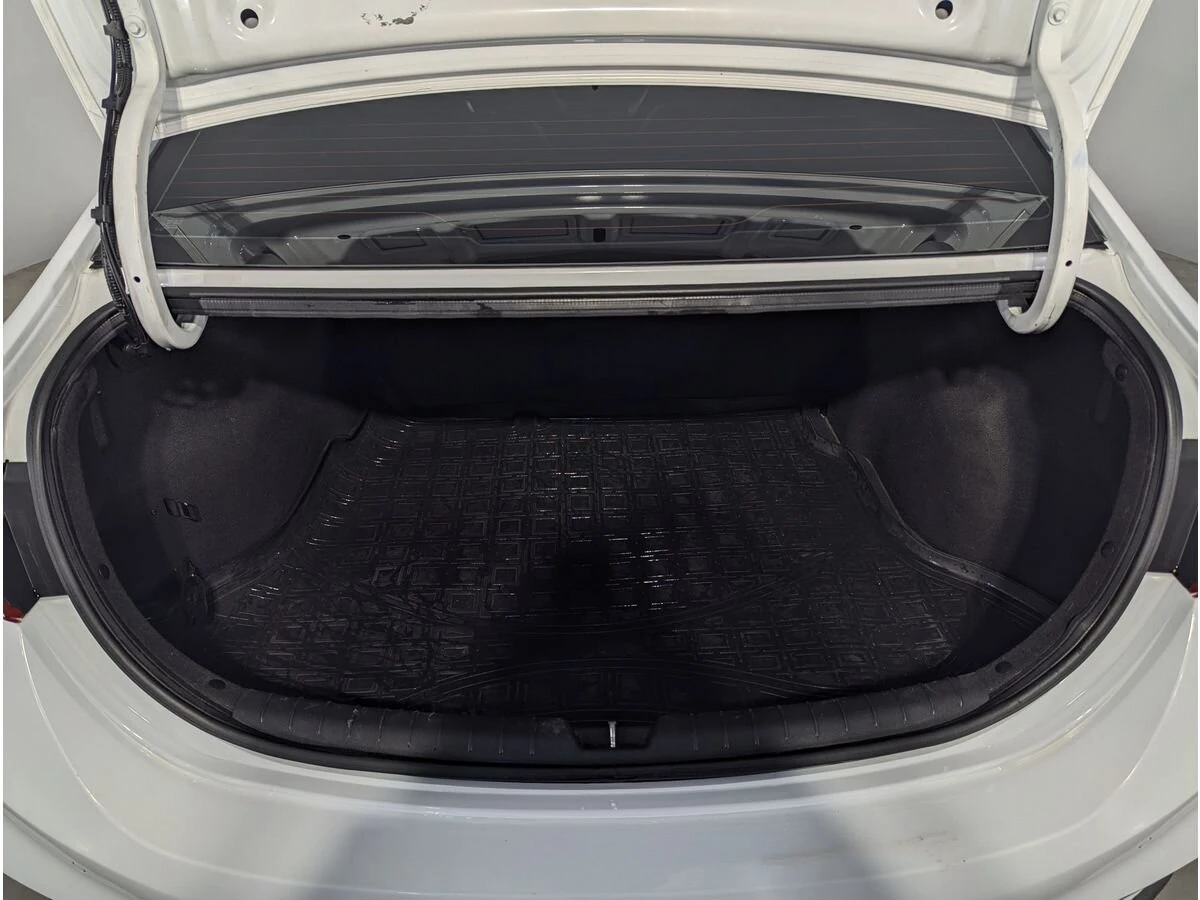 Hyundai Solaris, 2017г, передний привод, автомат