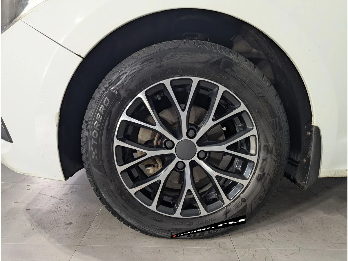 Hyundai Solaris, 2017г, передний привод, автомат