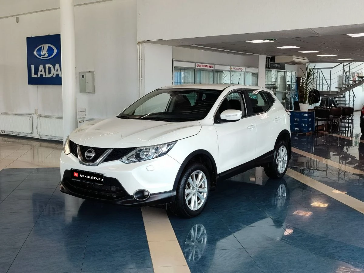 Nissan Qashqai, 2014г, передний привод, вариатор