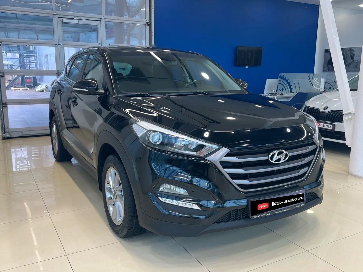 Hyundai Tucson, 2016г, передний привод, автомат