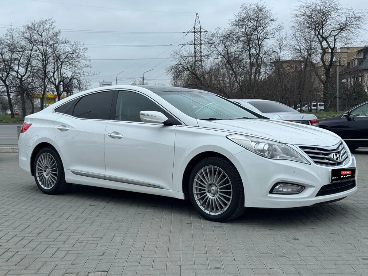 Hyundai Grandeur, 2011г, передний привод, автомат