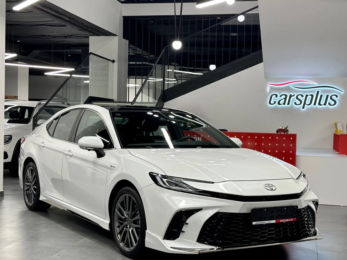 Toyota Camry, 2024г, передний привод, вариатор