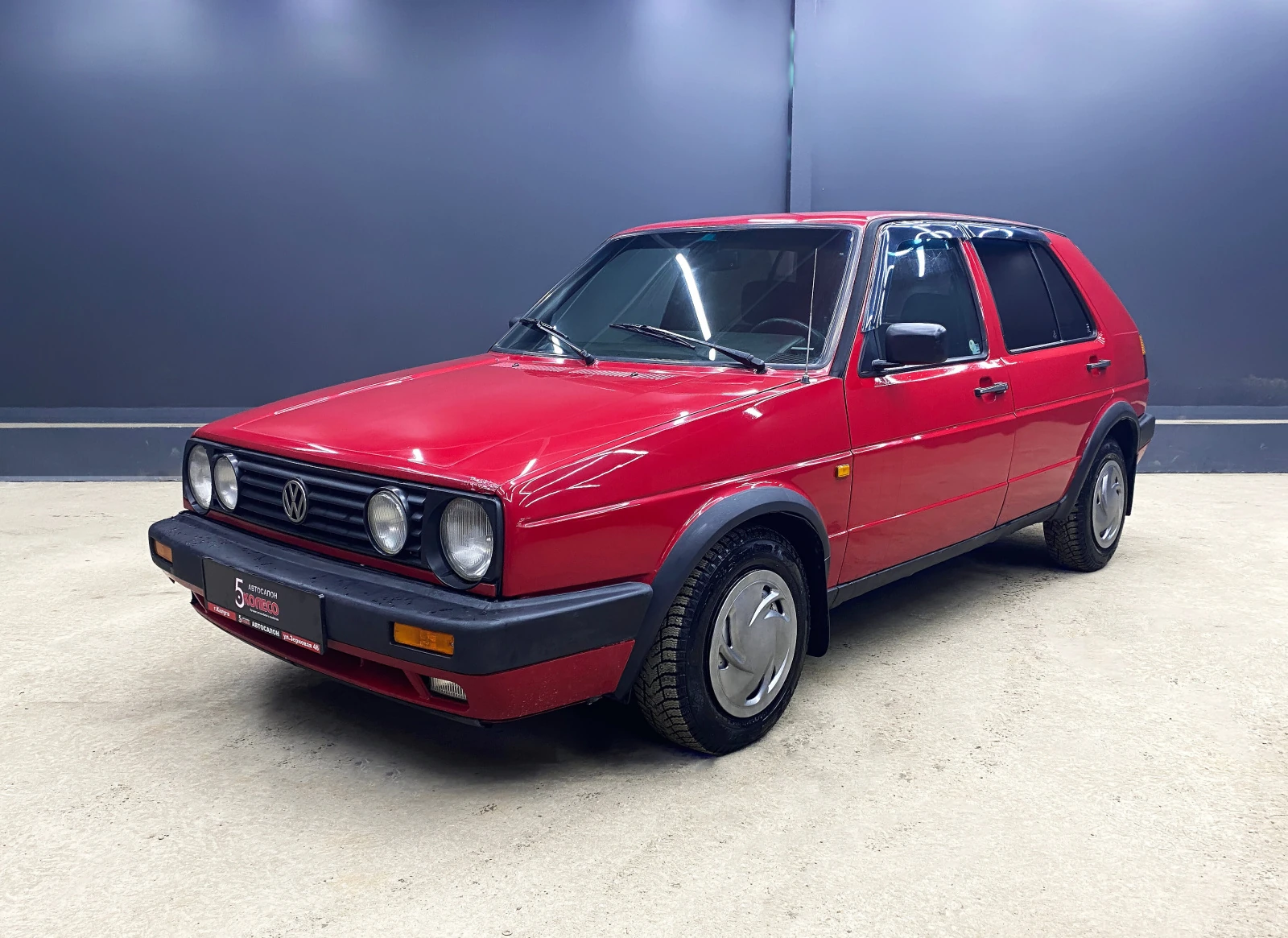 Volkswagen Golf, 1984г, передний привод, механика