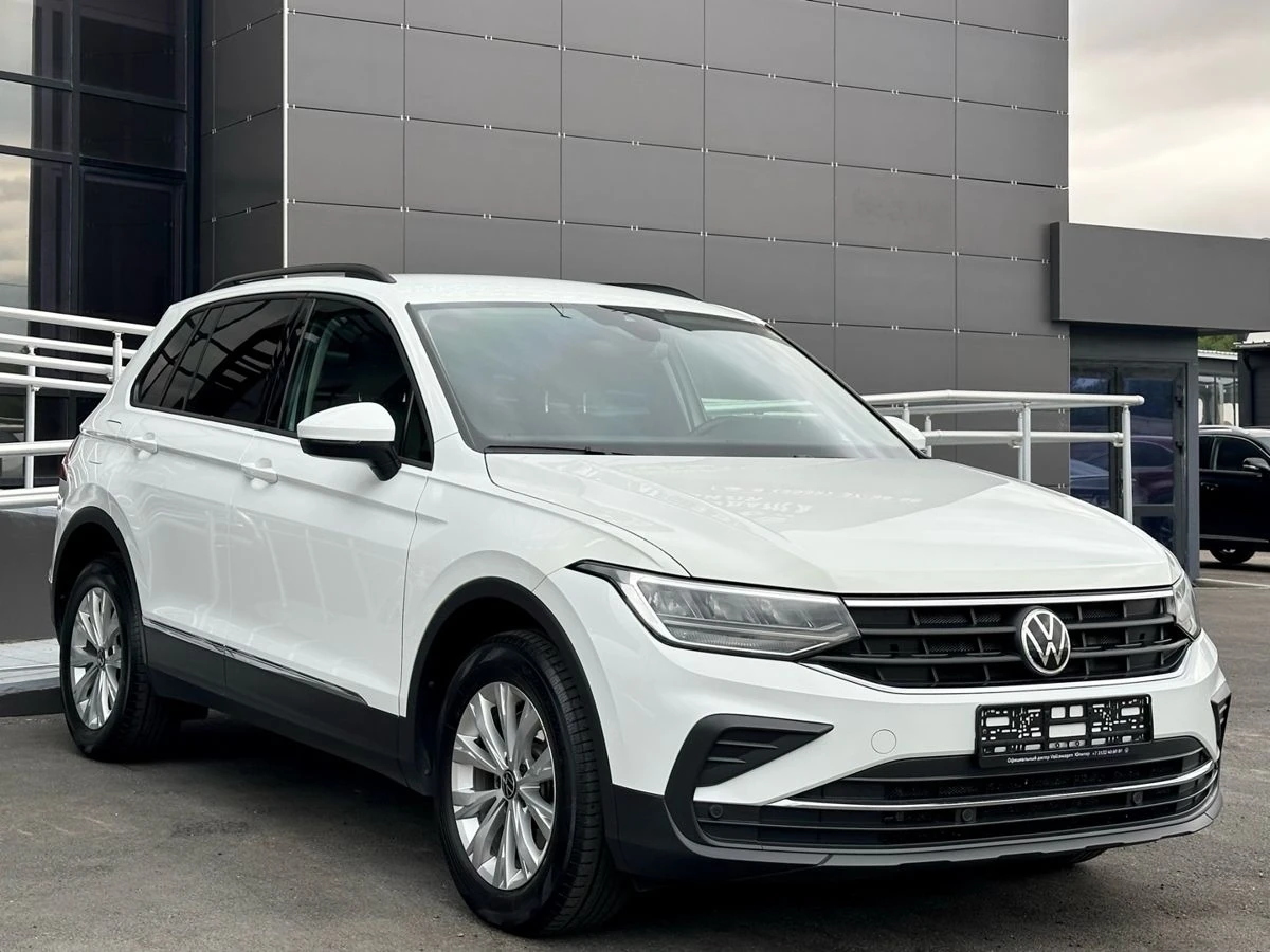 Volkswagen Tiguan, 2021г, полный привод, робот