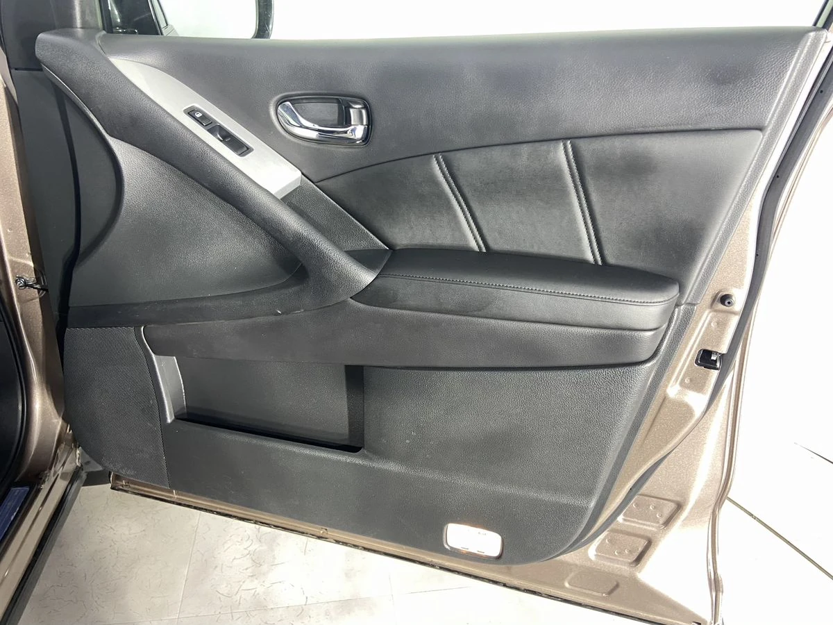 Nissan Murano, 2015г., полный привод, вариатор