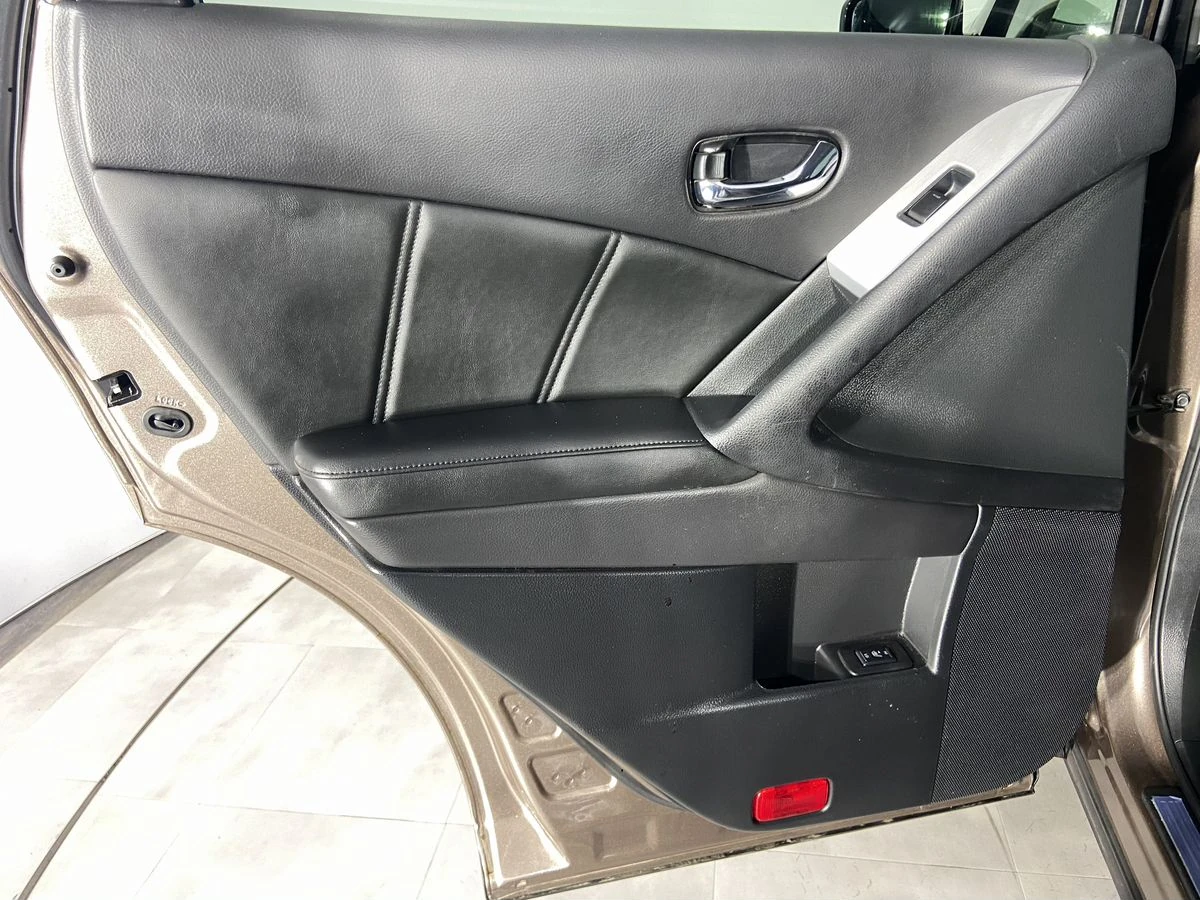 Nissan Murano, 2015г., полный привод, вариатор