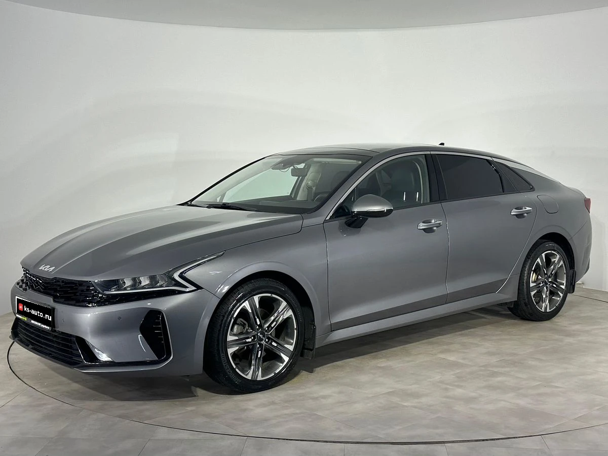 Kia K5, 2022г, передний привод, робот