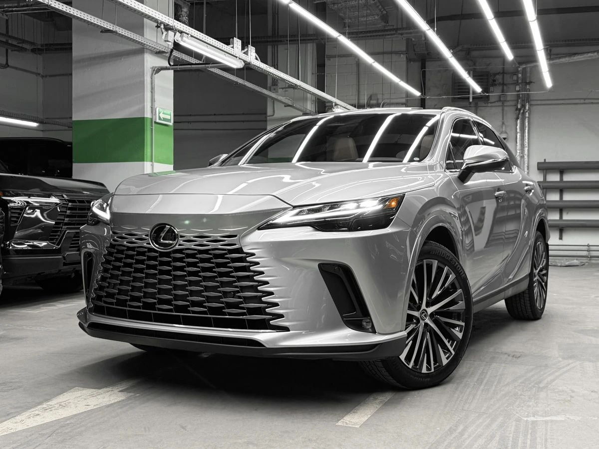 Lexus RX, 2022г, полный привод, автомат