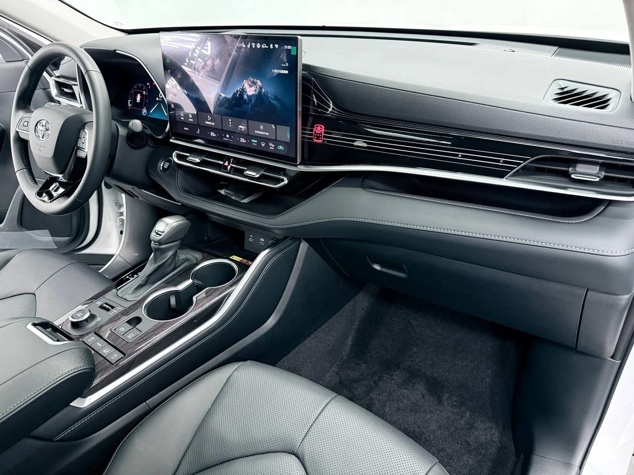 Toyota Highlander, 2026г., полный привод, автомат