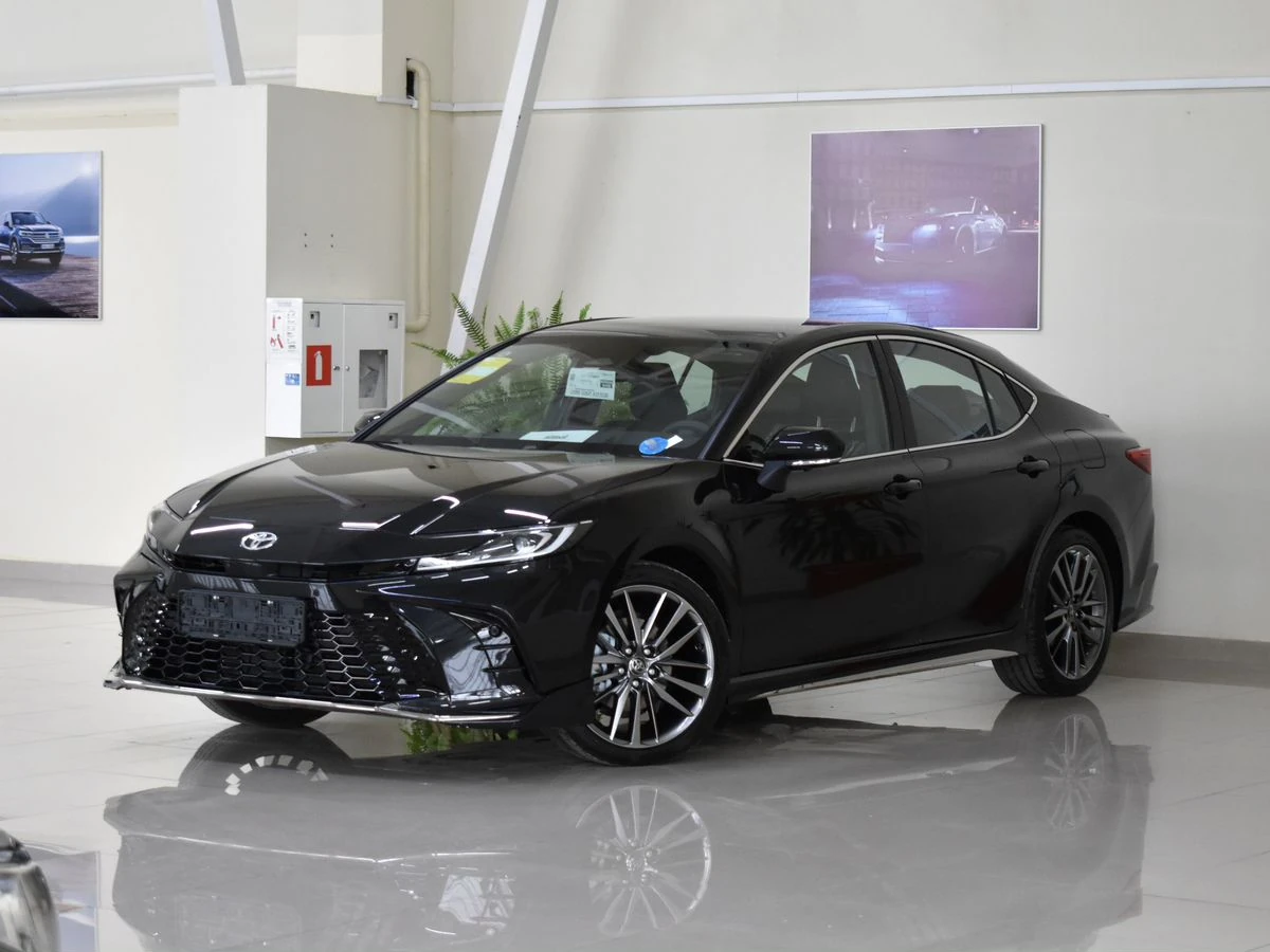 Toyota Camry, 2026г, передний привод, вариатор