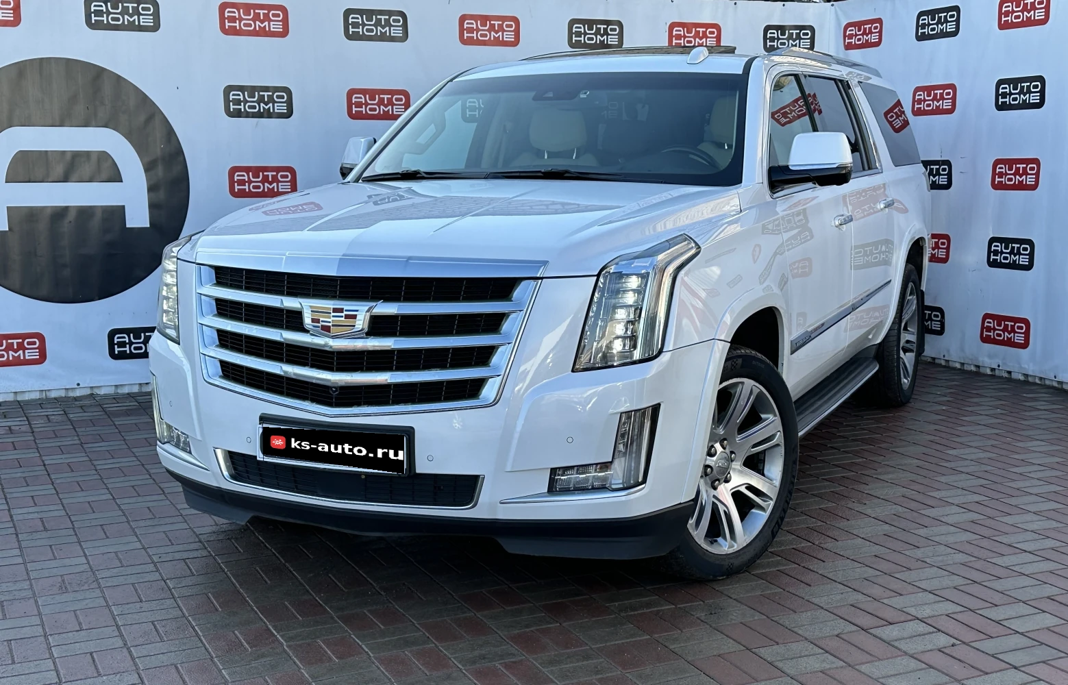 Cadillac Escalade, 2016г, передний привод, автомат