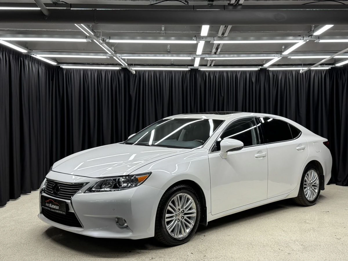 Lexus ES, 2013г, передний привод, автомат