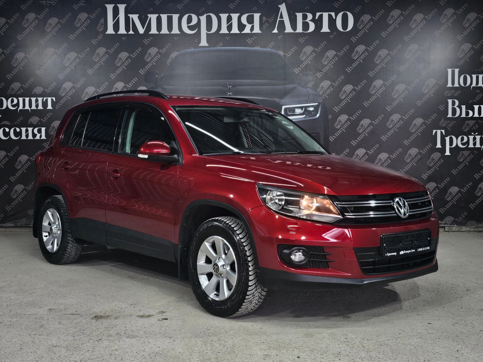 Volkswagen Tiguan, 2012г, передний привод, робот