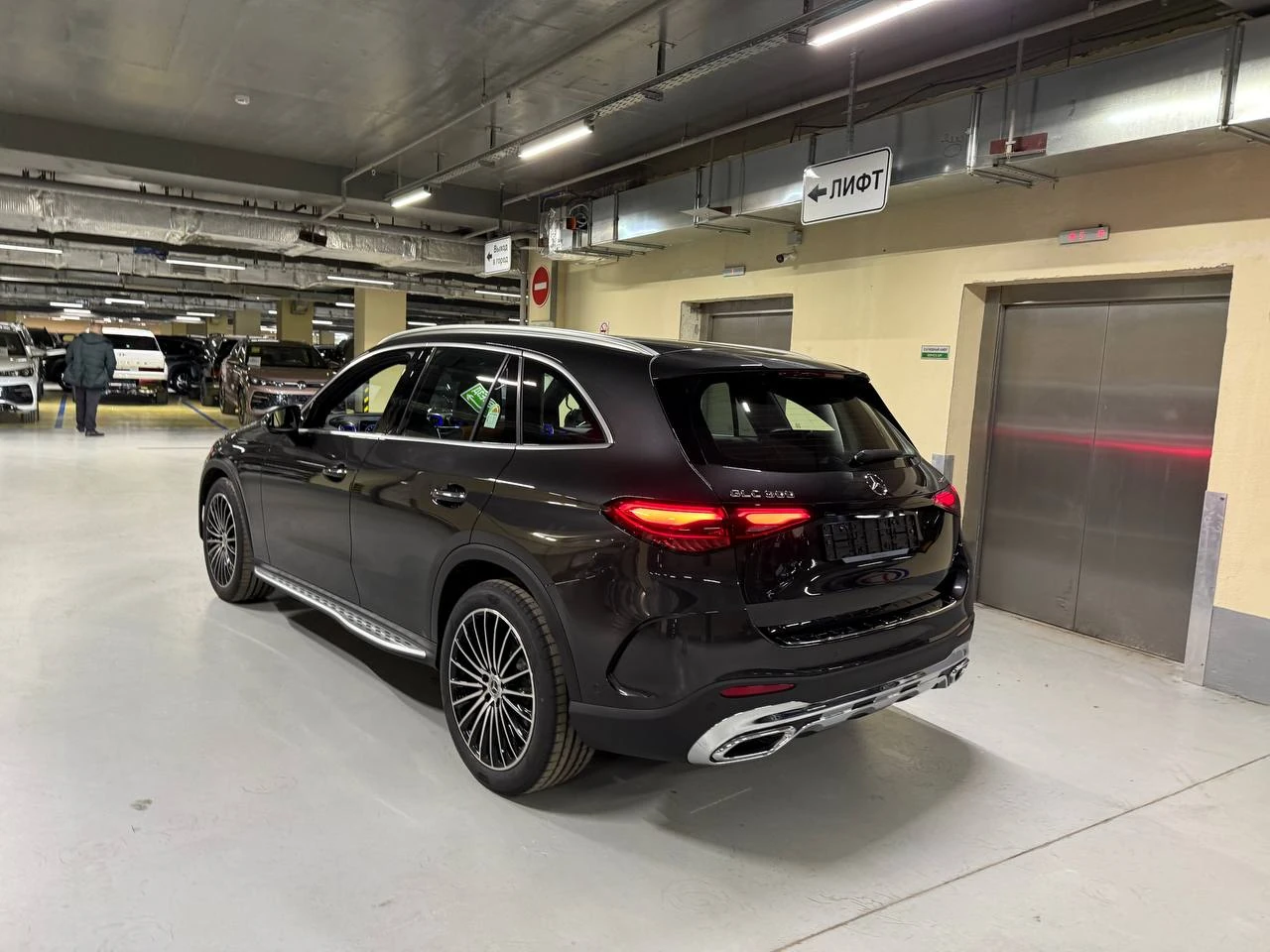 Mercedes-Benz GLC, 2024г., полный привод, автомат