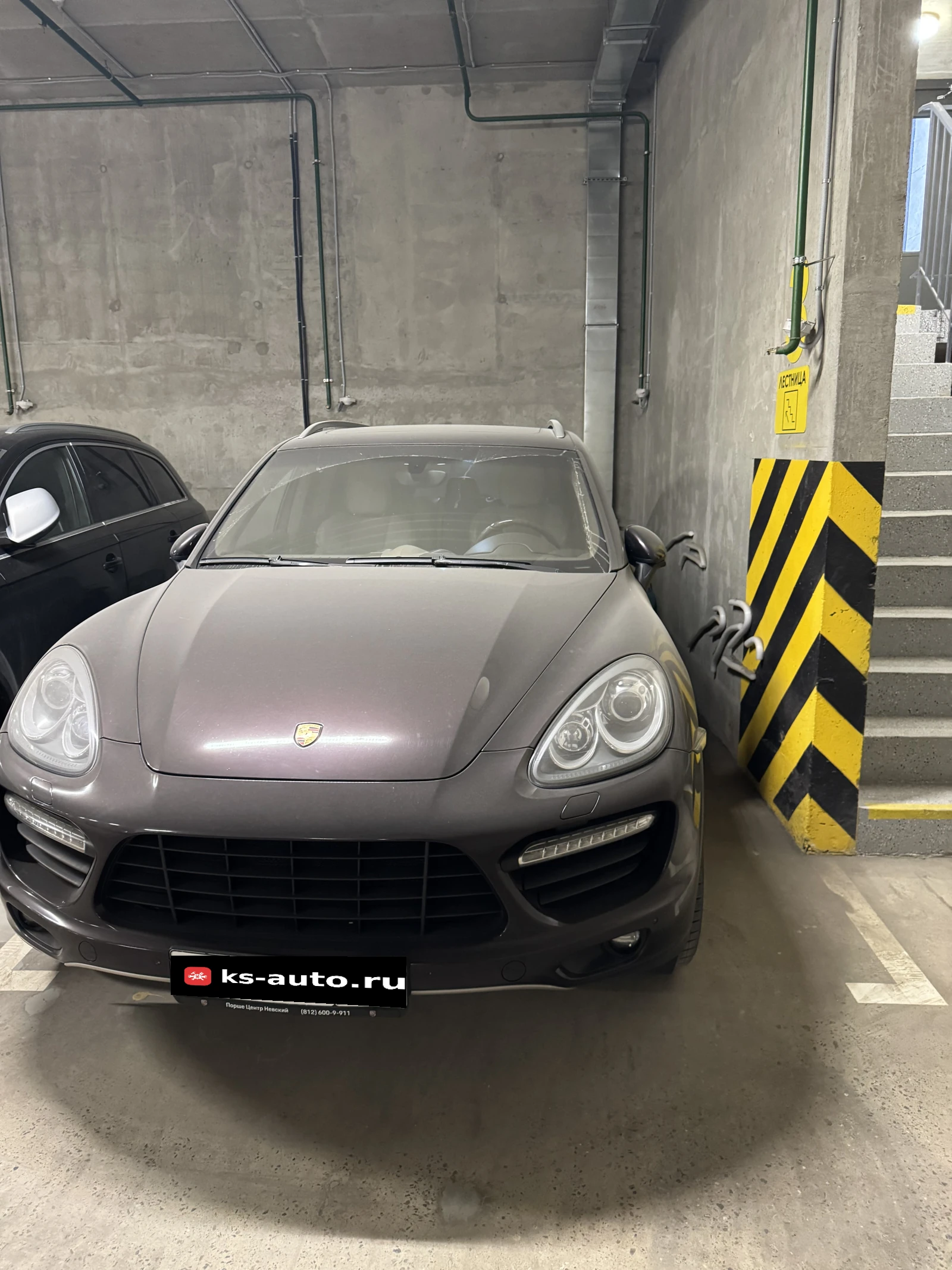 Porsche Cayenne, 2010г, полный привод, автомат