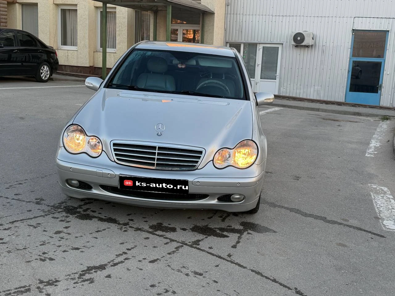Mercedes-Benz C-Класс, 2001г, задний привод, автомат