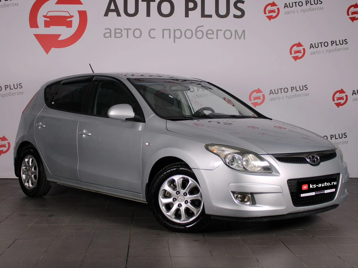 Hyundai i30, 2010г, передний привод, автомат