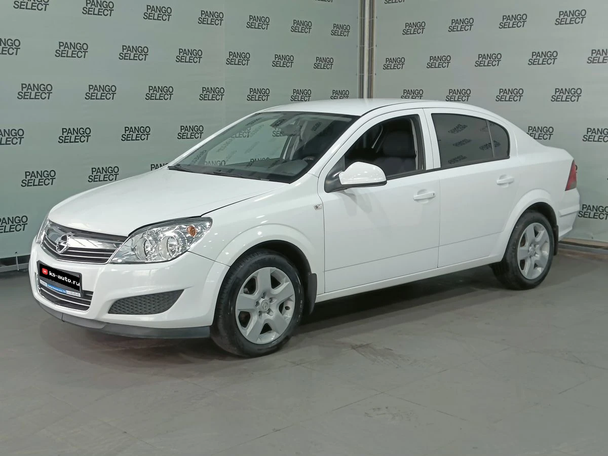 Opel Astra, 2013г, передний привод, механика