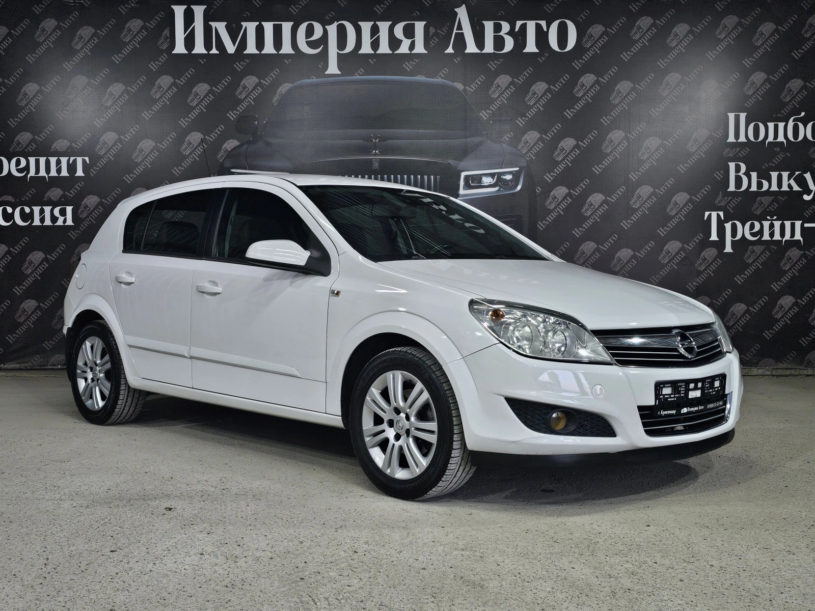 Opel Astra, 2009г, передний привод, робот