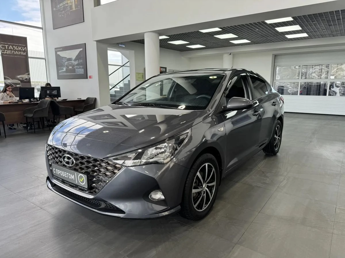 Hyundai Solaris, 2021г, передний привод, автомат