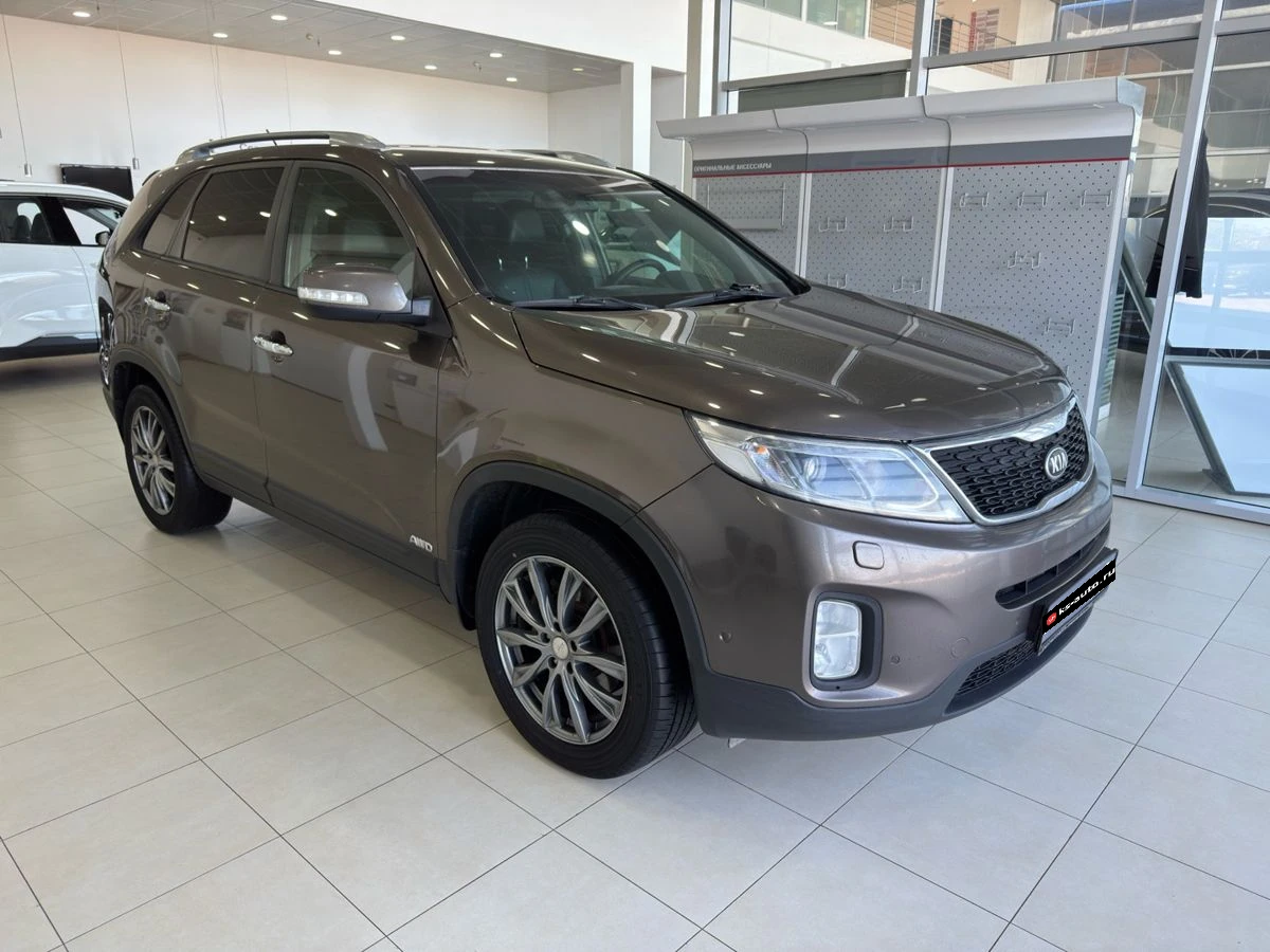Kia Sorento, 2015г, полный привод, автомат