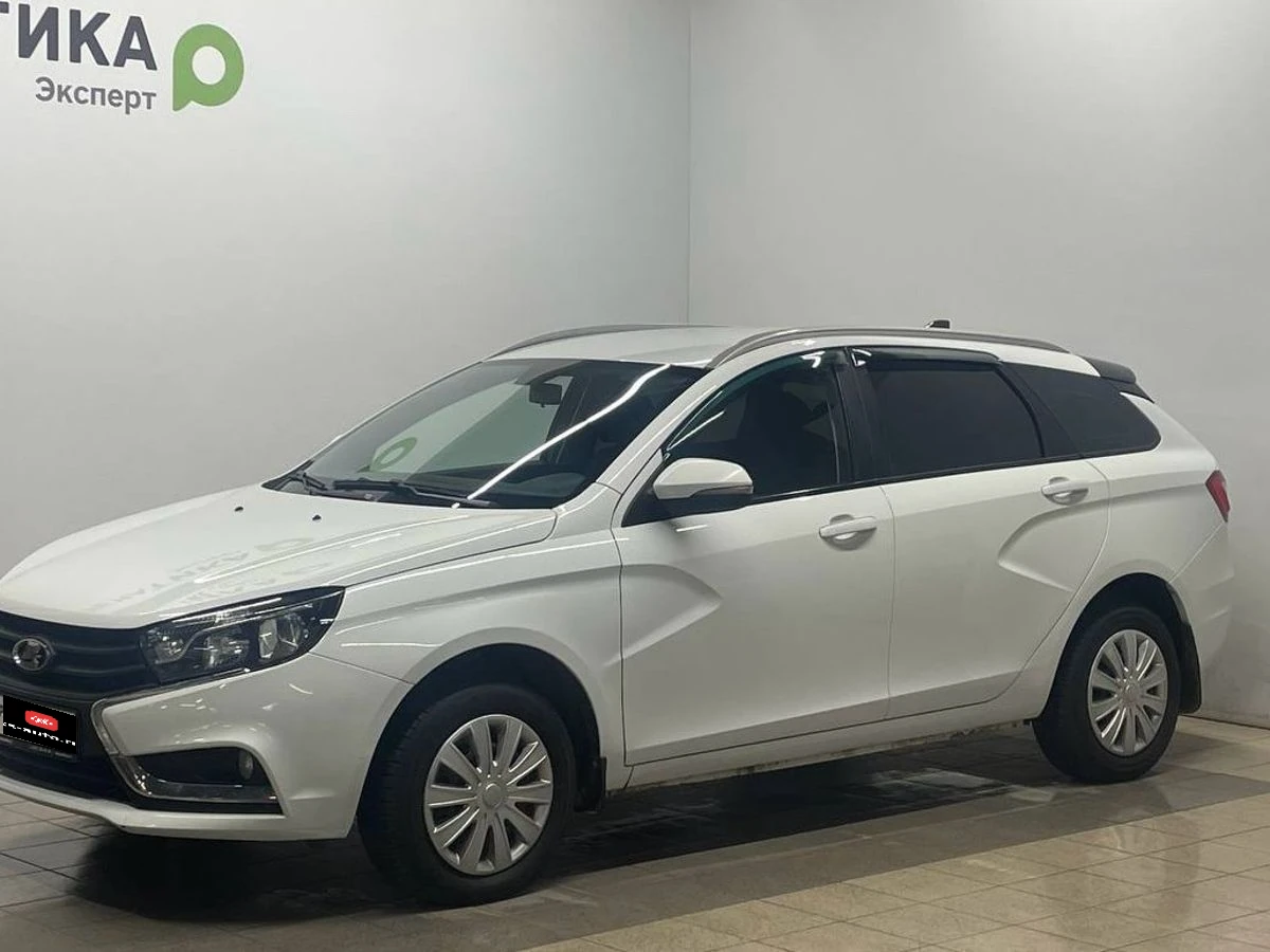 Lada (ВАЗ) Vesta, 2019г, передний привод, механика