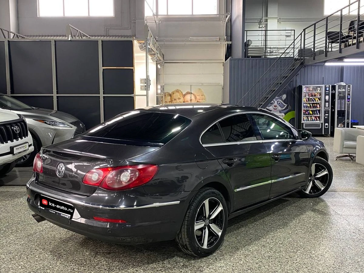 Volkswagen Passat CC, 2011г., передний привод, робот