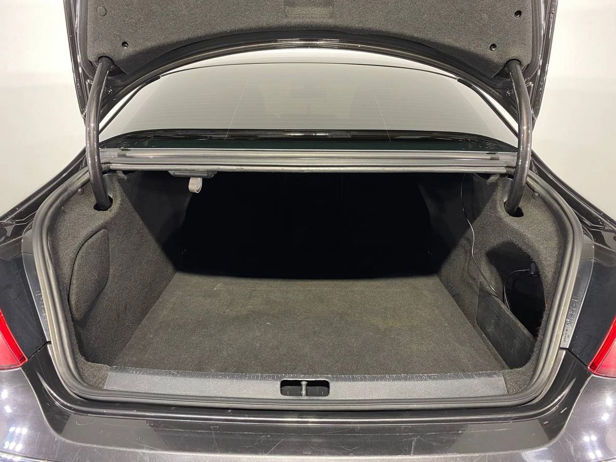 Volkswagen Passat CC, 2011г., передний привод, робот