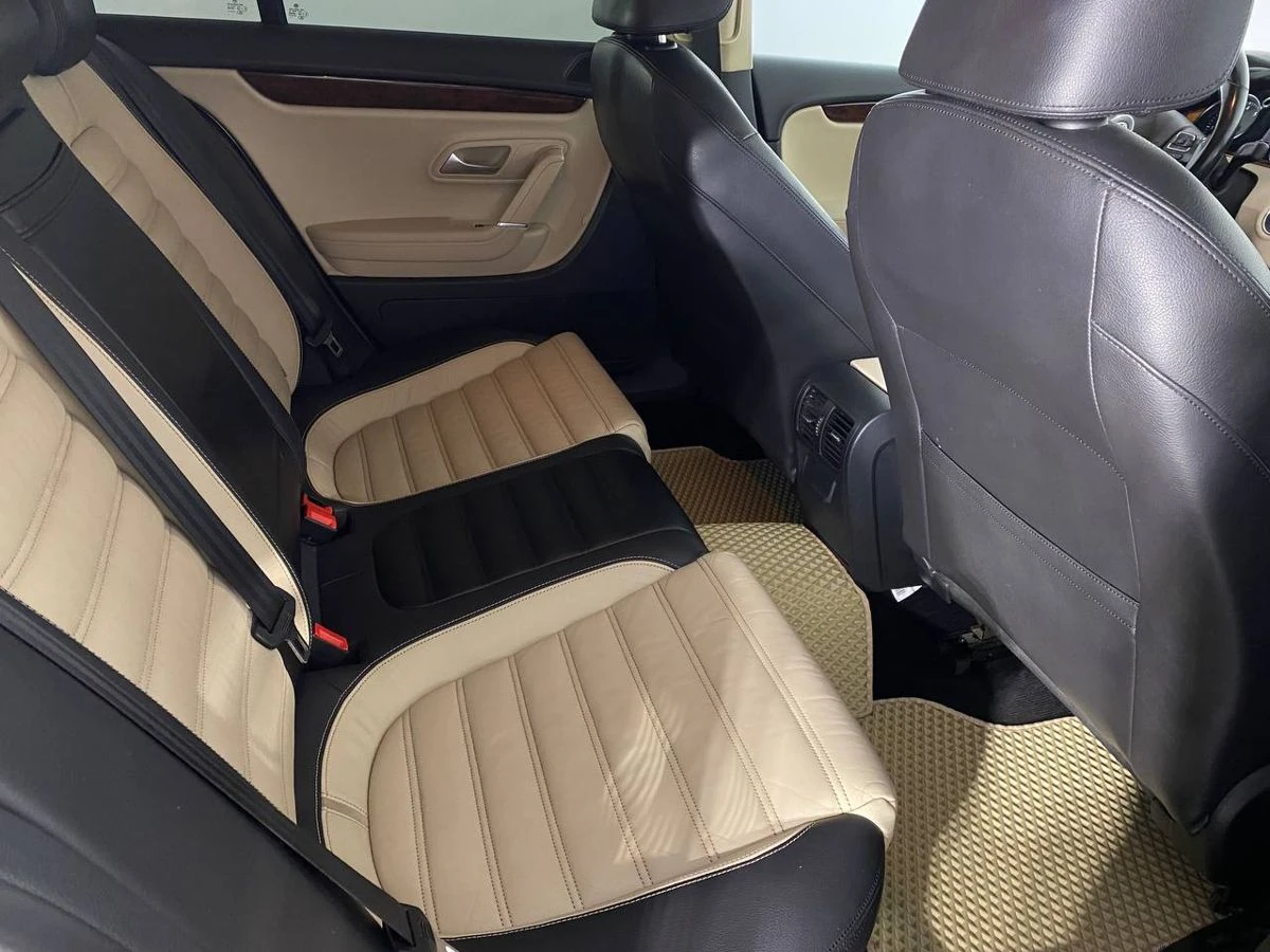 Volkswagen Passat CC, 2011г., передний привод, робот