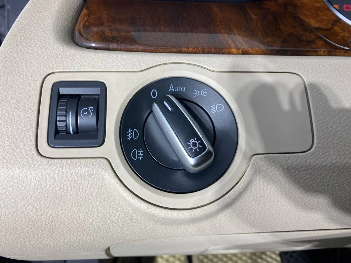 Volkswagen Passat CC, 2011г., передний привод, робот