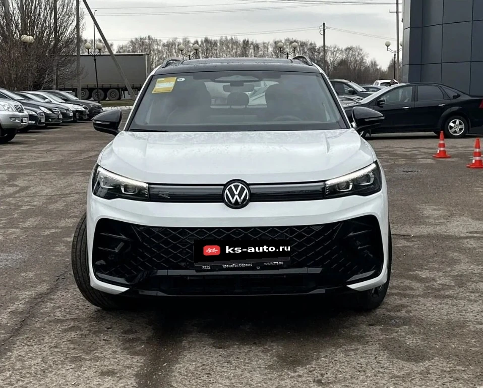Volkswagen Tiguan L, 2026г, полный привод, робот