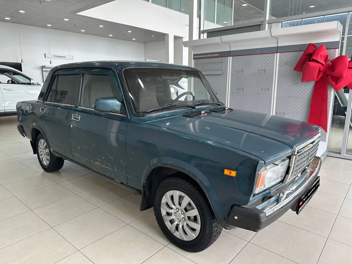 Lada (ВАЗ) 2107, 2003г, задний привод, механика