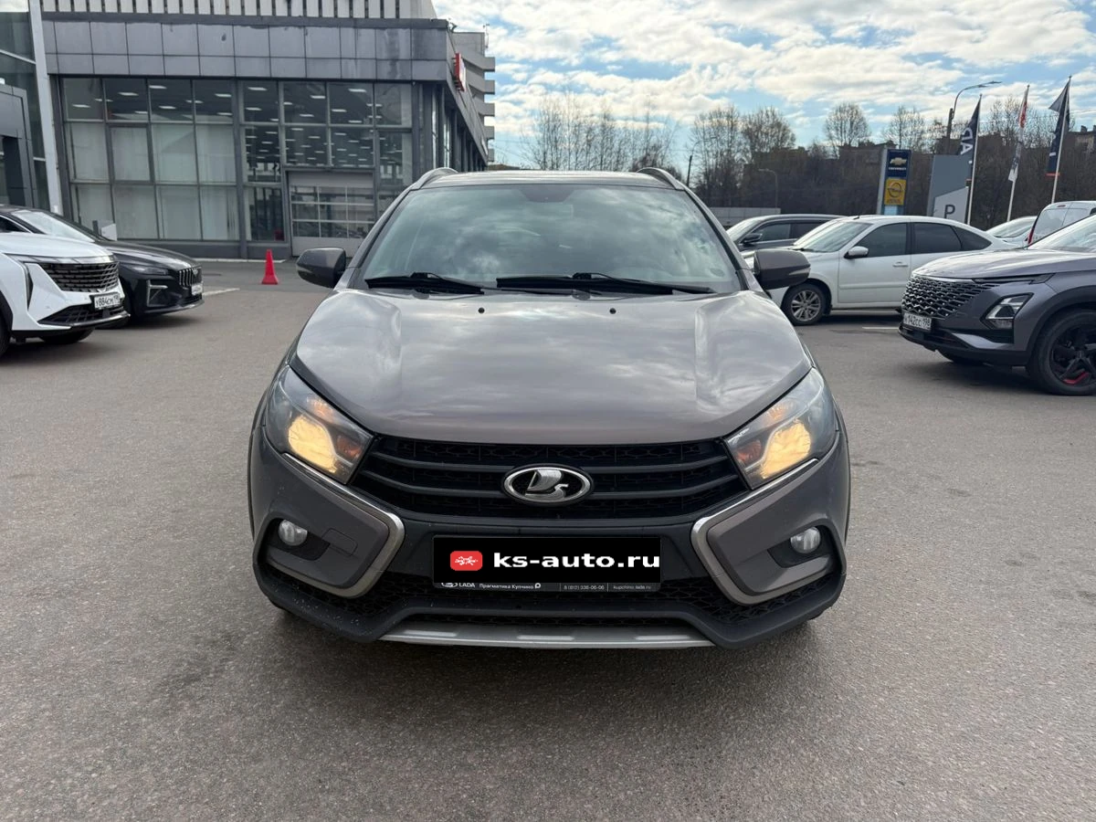Lada (ВАЗ) Vesta, 2019г, передний привод, механика