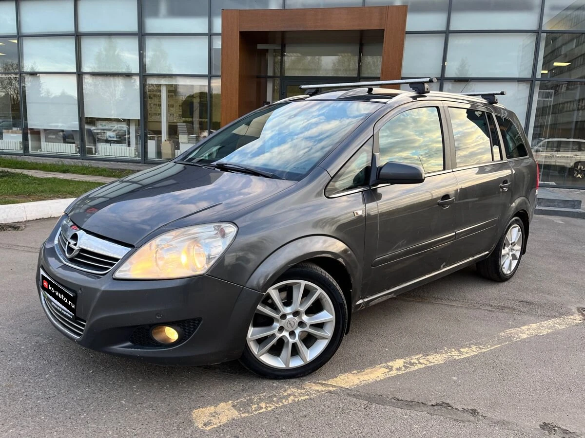 Opel Zafira, 2009г, передний привод, механика