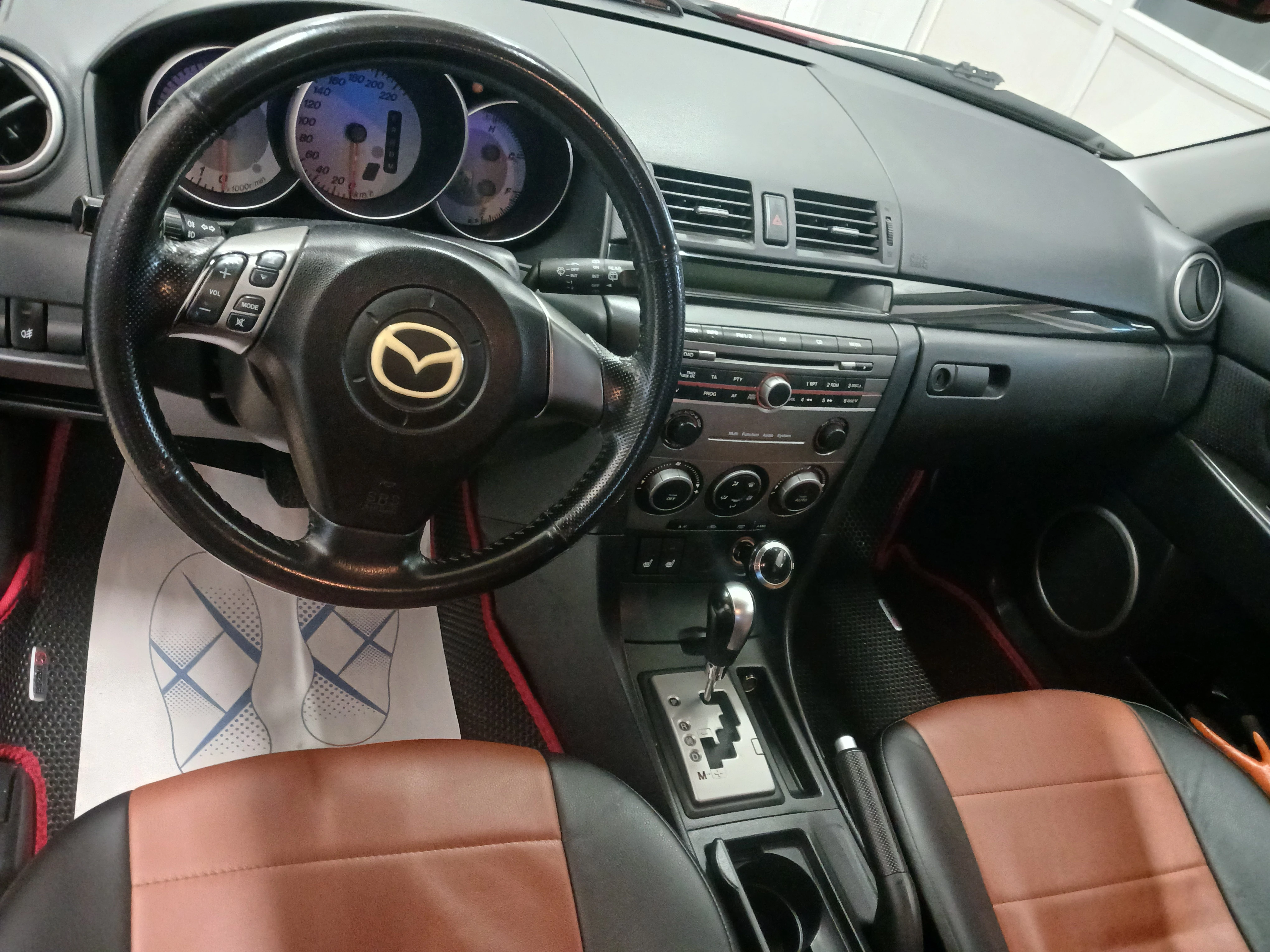 Mazda 3, 2008г, передний привод, автомат